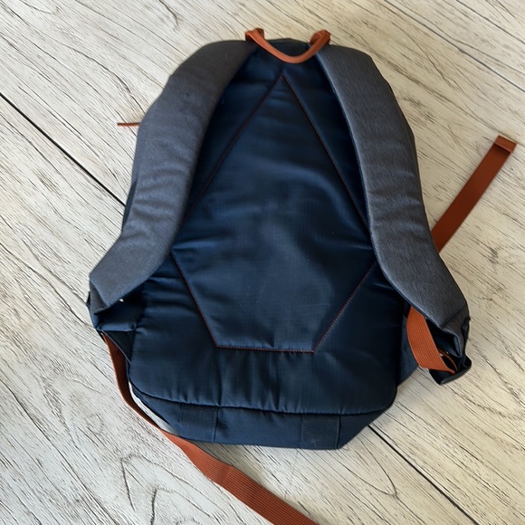 Volcom backpack. - Picture 4 of 4